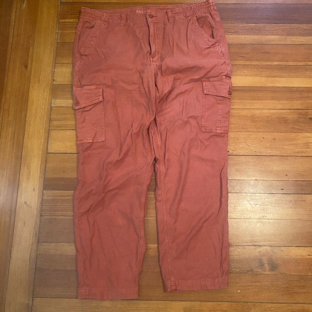 American Eagle coral cargo pants size 18